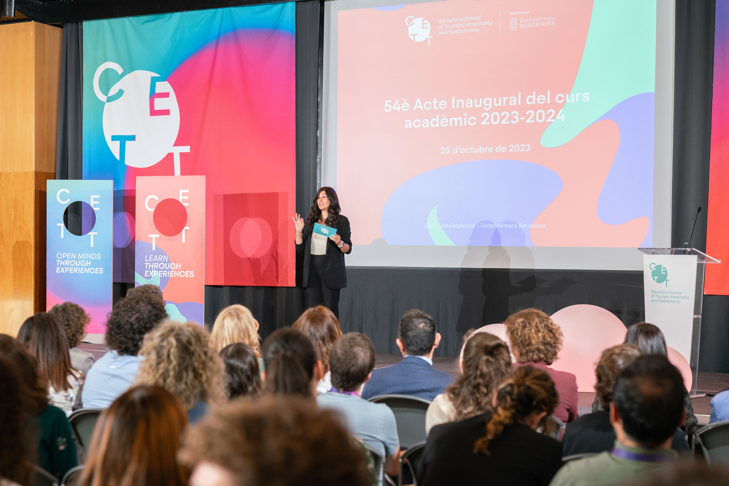 Fotografia de: La ponència de Paula Fernández-Ochoa en 3 frases | CETT